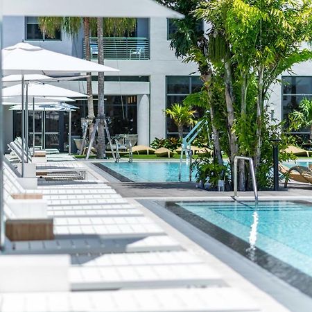 Bluebird Suites Downtown/Brickell Дорал Екстер'єр фото