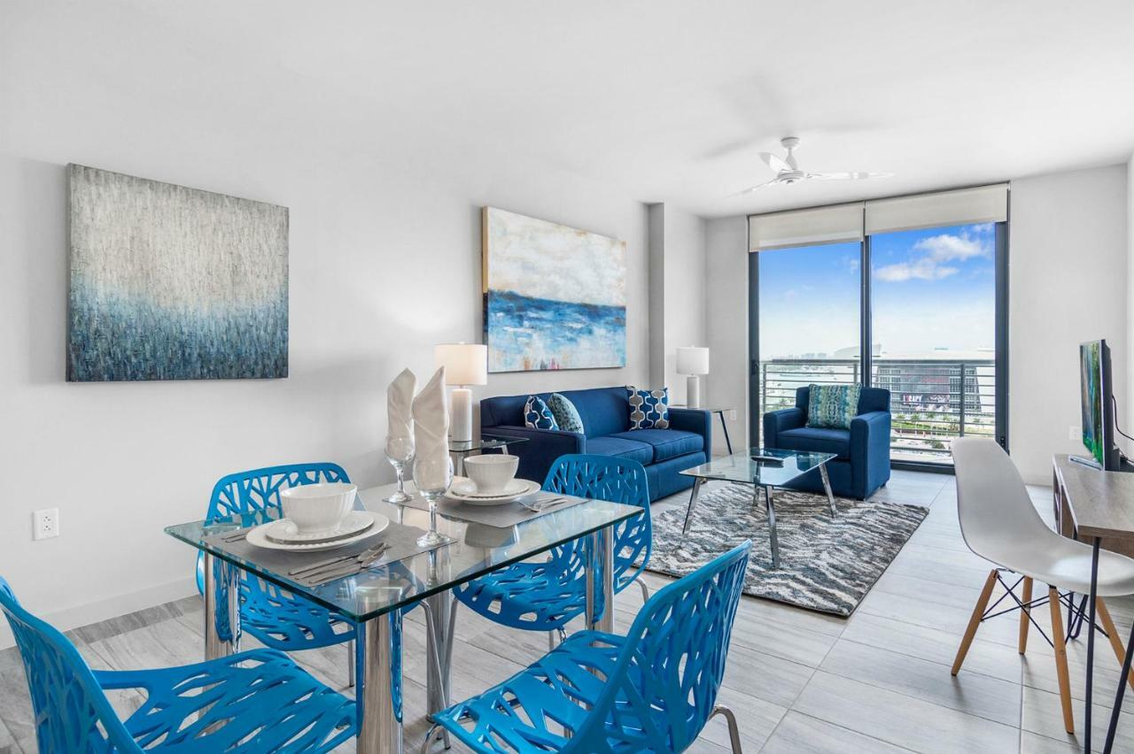 Bluebird Suites Downtown/Brickell Дорал Екстер'єр фото