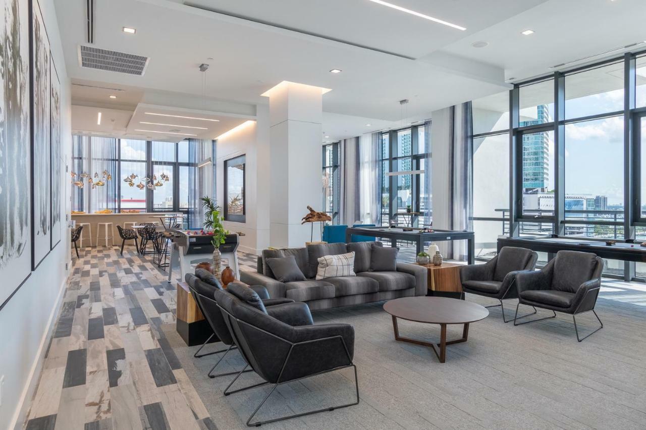 Bluebird Suites Downtown/Brickell Дорал Екстер'єр фото