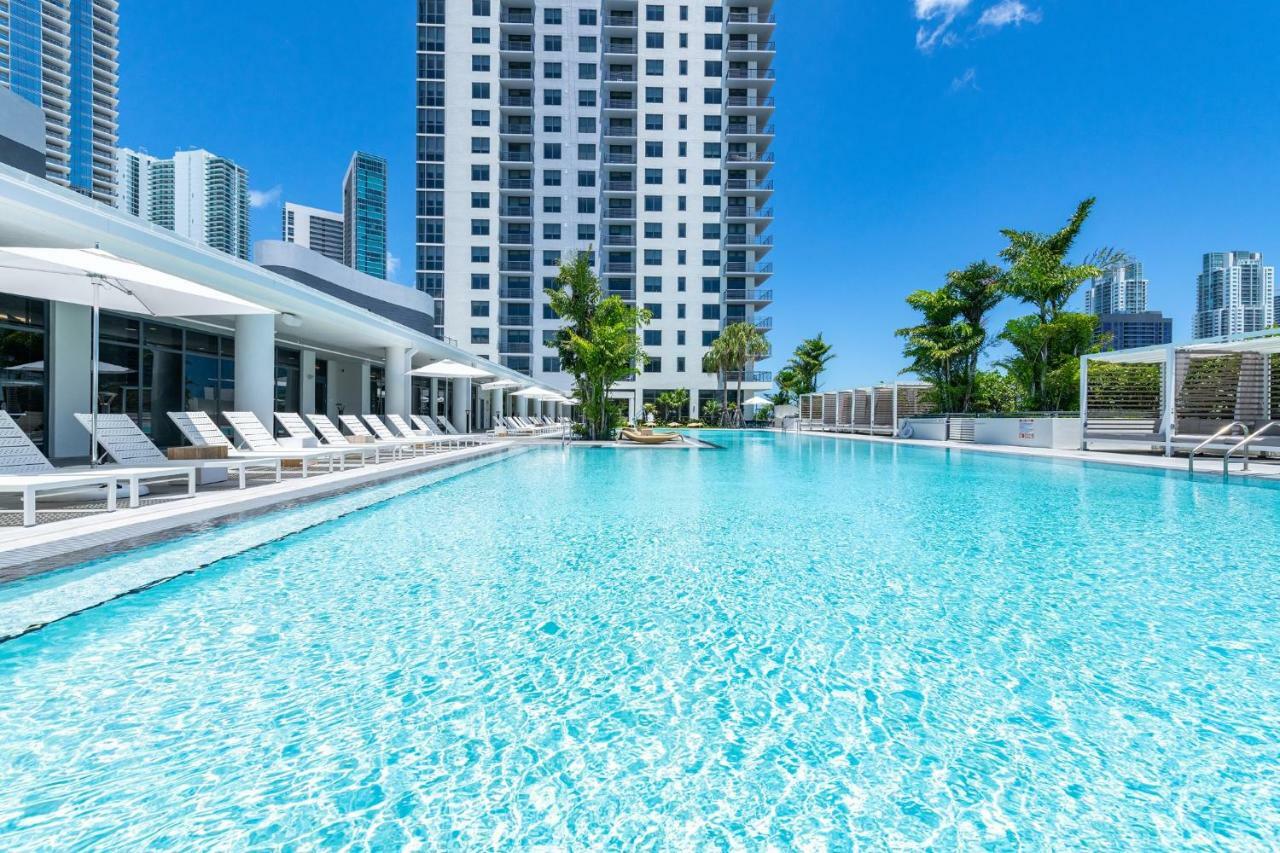 Bluebird Suites Downtown/Brickell Дорал Екстер'єр фото